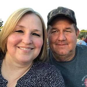 Meet your Posher, Paige